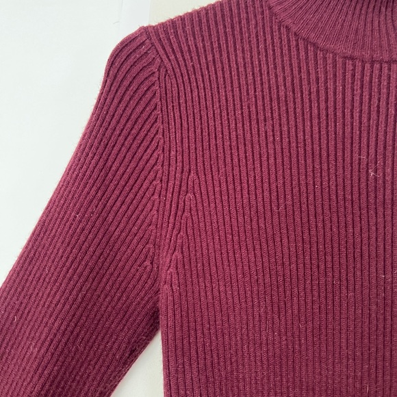 Abercrombie and fitch mock neck sweater dress - Picture 2 of 5